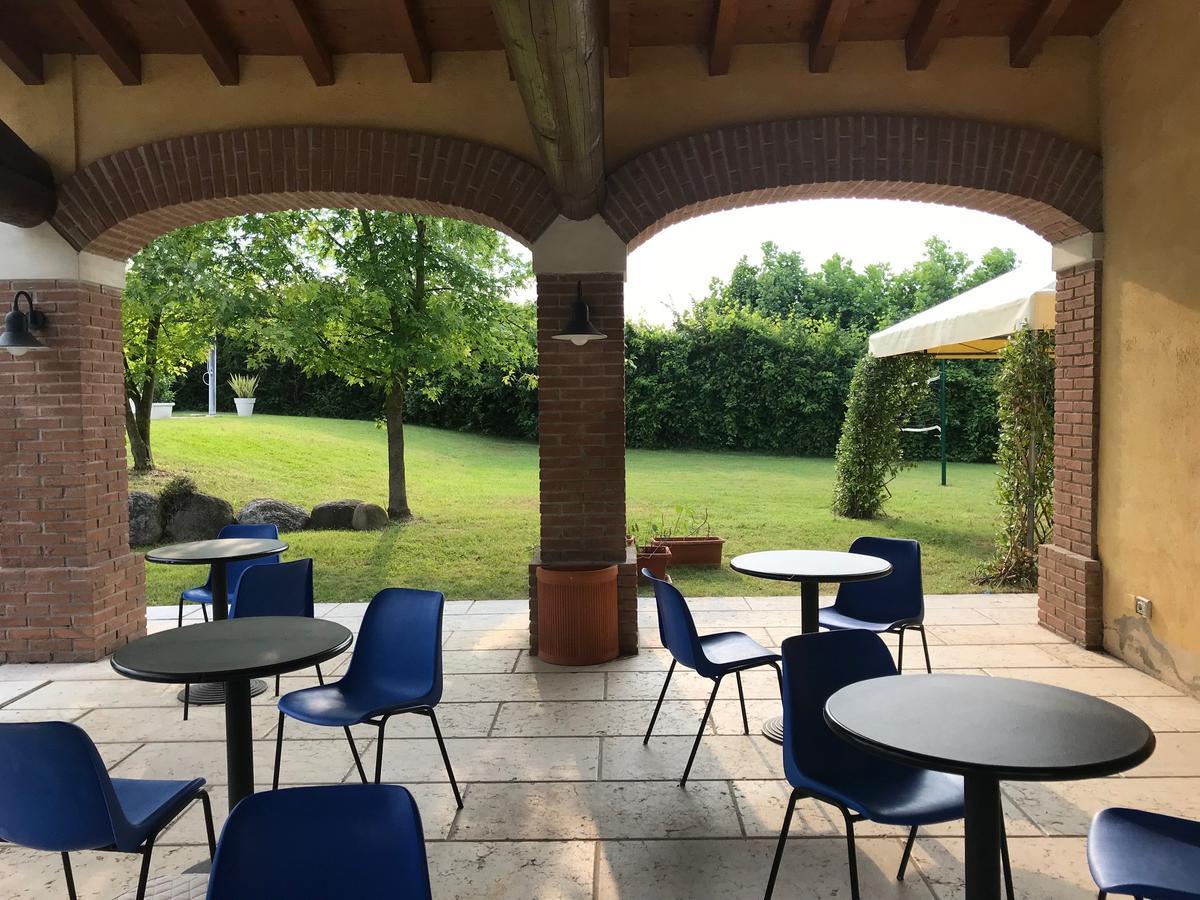 Отель Agriturismo Corte Salandini Понти-суль-Минчо Экстерьер фото
